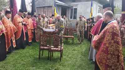 Прощання з бійцем Віталієм Мамуньком Прощання з бійцем Віталієм Мамуньком