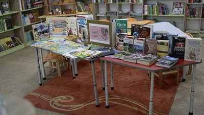 Акція "Book з добрих рук": у Вінниці збирають книги для бібліотек Акція "Book з добрих рук": у Вінниці збирають книги для бібліотек
