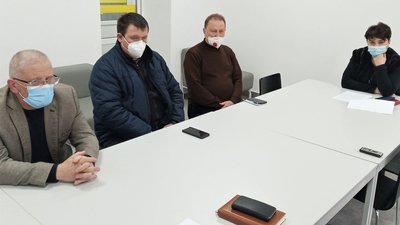 У селі на Житомирщині скажений собака покусав жінку У селі на Житомирщині скажений собака покусав жінку