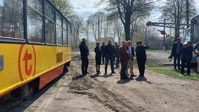 Мер французького міста Фюмель пообіцяв допомогти технікою Конотопу на Сумщині Мер французького міста Фюмель пообіцяв допомогти технікою Конотопу на Сумщині