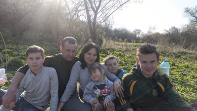 "Обіцяв повернутися": на Полтавщині без батька залишилися дев’ятеро дітей "Обіцяв повернутися": на Полтавщині без батька залишилися дев’ятеро дітей