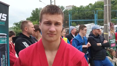 Степан Гонтарук, учасник змагань з пляжного самбо Степан Гонтарук, учасник змагань з пляжного самбо