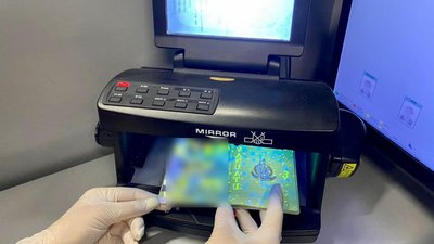 Купив за $60 тисяч: в аеропорту Одеси затримали іноземця з фальшивим паспортом – ДПСУ Купив за $60 тисяч: в аеропорту Одеси затримали іноземця з фальшивим паспортом – ДПСУ