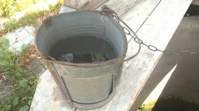 Проблеми з водою з'явилися кілька років тому, кажуть жителі. Фото: Суспільне Поділля. Проблеми з водою з'явилися кілька років тому, кажуть жителі. Фото: Суспільне Поділля.