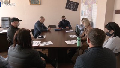 Відкрити дитсадки вимагали черкаські батьки