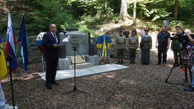У Словенії відкрили пам'ятник воїнам 20 Станіславського стрілецького полку У Словенії відкрили пам'ятник воїнам 20 Станіславського стрілецького полку