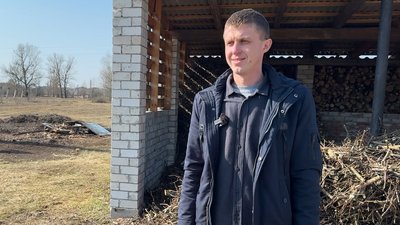 Гілля переробляють на щепу та опалюють комунальні заклади: досвід громади на Волині Гілля переробляють на щепу та опалюють комунальні заклади: досвід громади на Волині