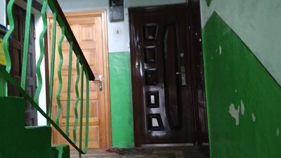 Увесь під'їзди в диму: подробиці вибуху гранати у луцькому будинку Увесь під'їзди в диму: подробиці вибуху гранати у луцькому будинку