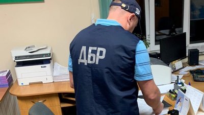 ДБР затримало посадовця за хабар ДБР затримало посадовця за хабар