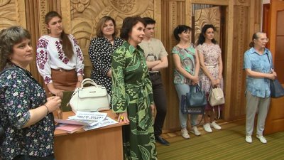 Показує у картинах любов до історії: у Черкасах 16-річний художник презентував виставку Показує у картинах любов до історії: у Черкасах 16-річний художник презентував виставку
