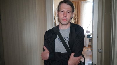 "Вибору немає. Їхати нікуди". Чи відновлять будинок у Дніпрі, куди армія РФ влучила ракетою "Вибору немає. Їхати нікуди". Чи відновлять будинок у Дніпрі, куди армія РФ влучила ракетою