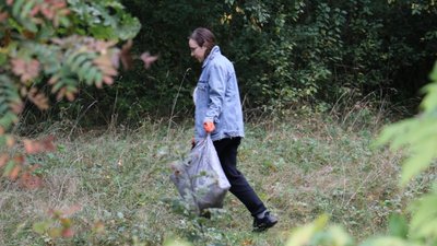 "Побачив? Прибери" – у Житомирі провели соціально-екологічну акцію з прибирання зелених зон "Побачив? Прибери" – у Житомирі провели соціально-екологічну акцію з прибирання зелених зон