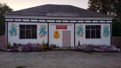 На Полтавщині обікрали заклад, облаштований під музей На Полтавщині обікрали заклад, облаштований під музей