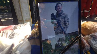 У Кропивницькому попрощалися з чотирма бійцями У Кропивницькому попрощалися з чотирма бійцями
