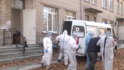 На Херсонщині в обласній інфекційній лікарні розгорнули додаткові ліжка На Херсонщині в обласній інфекційній лікарні розгорнули додаткові ліжка