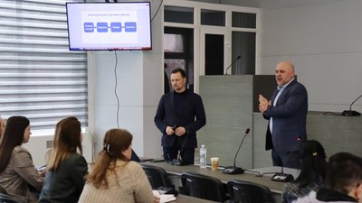 Геннадій Дикий