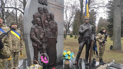 У Луцьку вшанували пам’ять Героїв Небесної Сотні У Луцьку вшанували пам’ять Героїв Небесної Сотні