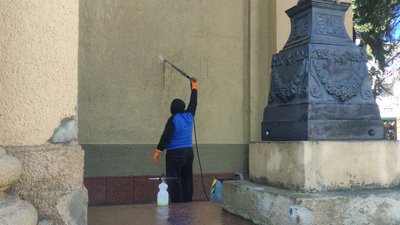 У Полтаві ремонтують будівлю обласного театру У Полтаві ремонтують будівлю обласного театру