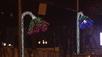 У центрі Харкова на новорічні прикраси витратили понад 22 мільйони гривень У центрі Харкова на новорічні прикраси витратили понад 22 мільйони гривень