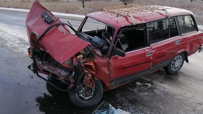 "ВАЗ" на трасі М-22 (Полтава-Олександрія) "ВАЗ" на трасі М-22 (Полтава-Олександрія)
