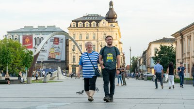 Вперше потрапили до ЄС після отримання безвізу. СУСПІЛЬНЕ | ВІДЕОНОВИНИ