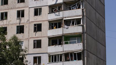Первомайський оговтується від ракетного удару РФ Первомайський оговтується від ракетного удару РФ