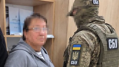 затримали жінку, яка фінансувала окупаційну структуру
