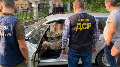 У Львові на хабарі затримали офіцера Академії сухопутних військ