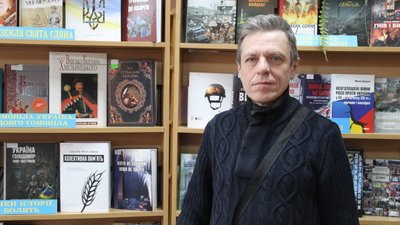 Пенсіонерів у луцьких бібліотеках вчать цифрової грамотності