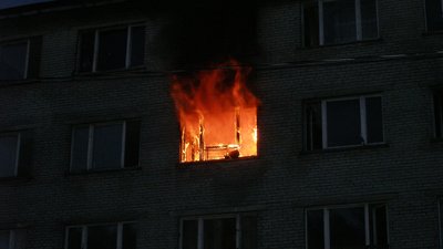У Миколаєві виникла пожежа в багатоповерхівці