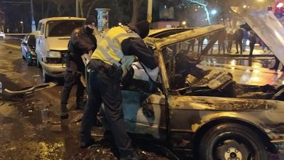 В Одесі зіткнулися п'ять автівок: одна людина загинула, двоє травмувалися В Одесі зіткнулися п'ять автівок: одна людина загинула, двоє травмувалися