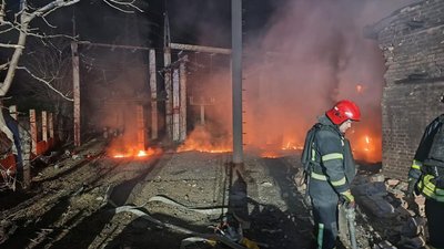 Атака РФ на південь Одещини 17 березня 2026 року, порт, Дунай, ДСНС, пожежа