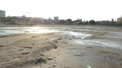Рівень води у Дніпрі найнижчий за 26 років Рівень води у Дніпрі найнижчий за 26 років