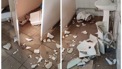 Розтрощена вбиральня