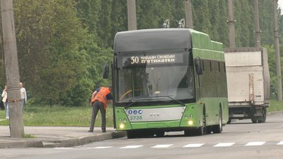 Автономному тролейбусу з П'ятихаток у Харкові продовжать маршрут