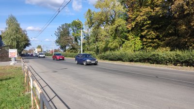 "Це дуже незручно": у Полтаві змінили маршрут двох тролейбусів через ремонт каналізаційного колодязя