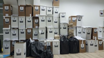 Волонтери президентського опитування на Харківщині до 40 разів спілкувалися з поліцією Волонтери президентського опитування на Харківщині до 40 разів спілкувалися з поліцією