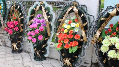 У Білопіллі на Сумщині прощалися з загиблими прикордонниками