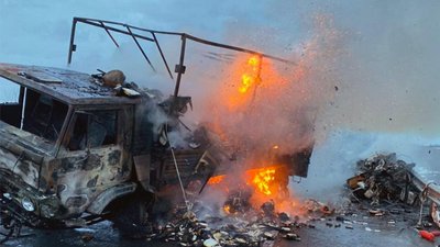 Зіткнення легковика та вантажівки: у поліції розповіли про деталі смертельної ДТП на Хмельниччині