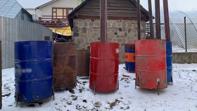 Буржуйки із металевих бочок
