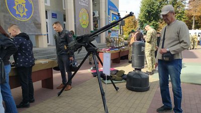 Виставка військової техніки, 1 жовтня 2023, Хмельницький Виставка військової техніки, 1 жовтня 2023, Хмельницький