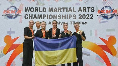 Миколаївські кікбоксери здобули десять медалей на чемпіонаті світу