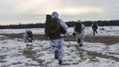 Армія РФ намагається взяти під повний контроль Донецьку та Луганську області та веде наступ на Бахмутському напрямку