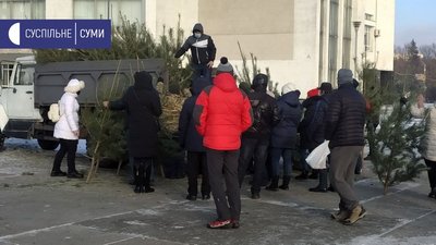 У Сумах стартував передноворічний ярмарок. Що можна придбати (ФОТО) У Сумах стартував передноворічний ярмарок. Що можна придбати (ФОТО)