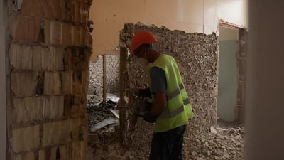 Частину приміщень облаштують до кінця вересня: у Київській обласній лікарні триває капремонт Частину приміщень облаштують до кінця вересня: у Київській обласній лікарні триває капремонт