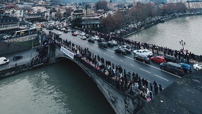 Акція протесту "Ланцюг єдності" у Тбілісі, Грузія