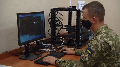 У Житомирському військовому інституті відкрили навчальний кіберполігон У Житомирському військовому інституті відкрили навчальний кіберполігон