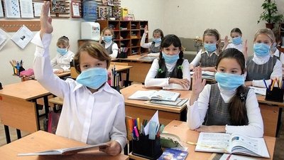 Чернігівські школярі можуть повернутися за парти з 25 січня