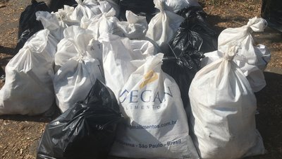 Вінниця доєдналася до екологічної акції "День чистих берегів" Вінниця доєдналася до екологічної акції "День чистих берегів"
