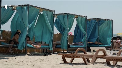 Відпочинок на пляжі в Одесі 2025: скільки коштує шезлонг, бунгало, коктейль Відпочинок на пляжі в Одесі 2025: скільки коштує шезлонг, бунгало, коктейль